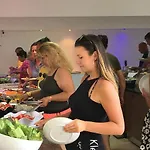 Sunpoint מלון