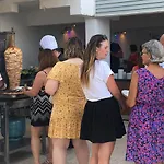 Sunpoint מלון